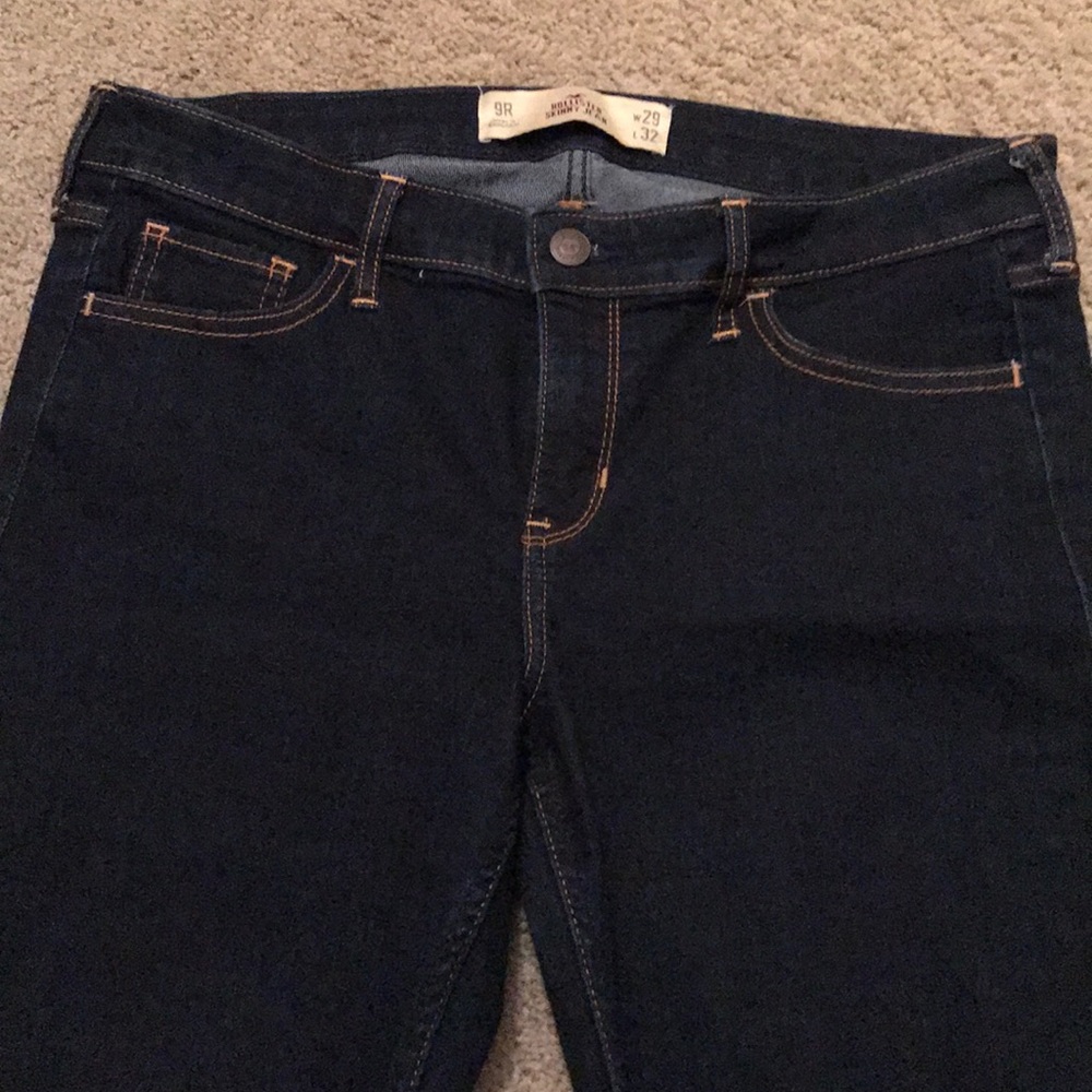 Hollister skinny jeans; w29, L32